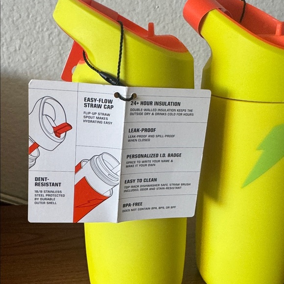 Gatorade Rookie Kids Stainless Steel Yellow and Orange Water Bottles - Picture 3 of 5